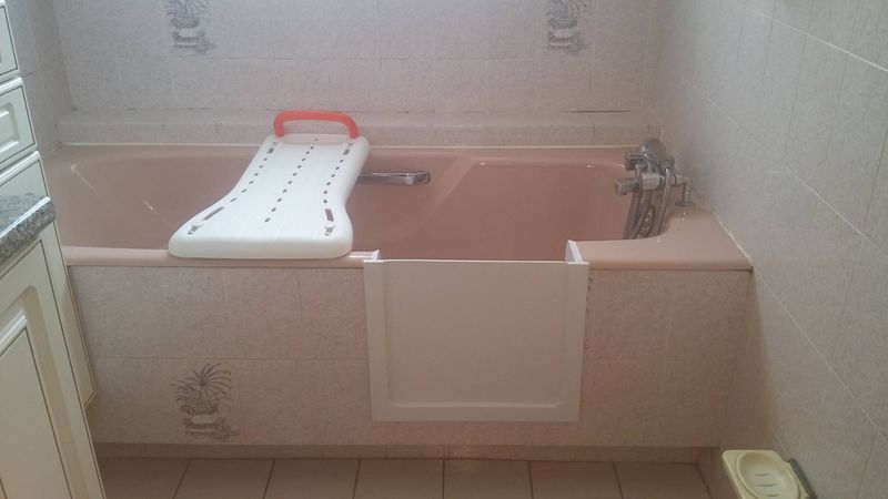 Découpe de baignoire sur Biarritz