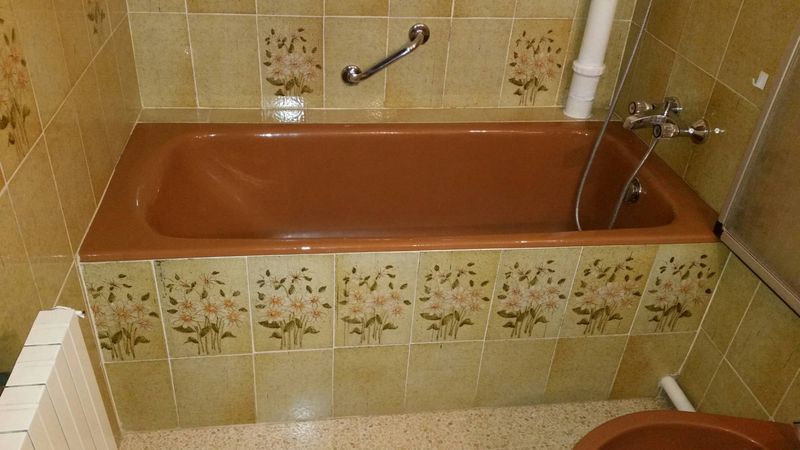 découpe de baignoire avec portillon anti éclaboussures à Toulon dans le var en région paca