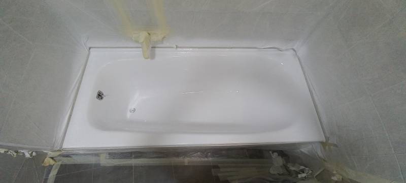 Renovation baignoire par reemaillage au pistolet – Brignoles – Solution Bain V3