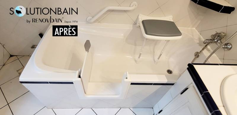 Ouverture de baignoire et installation de porte étanche