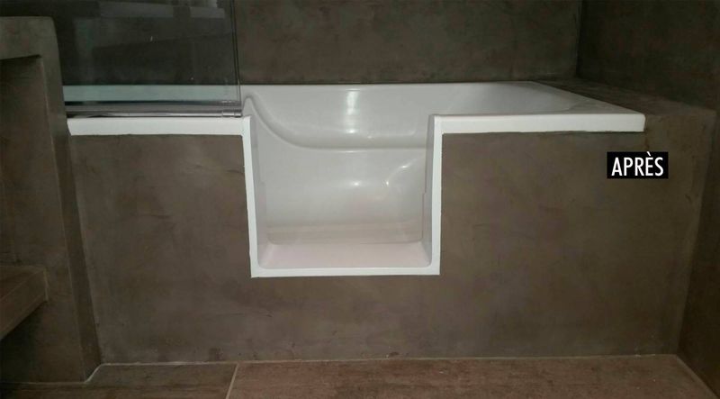 Ouverture de baignoire pour personne âgée et à mobilité réduite