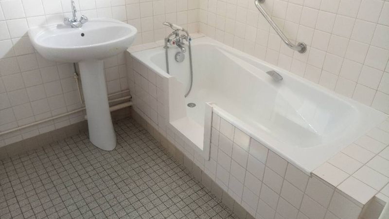 Découpe de baignoire simple
