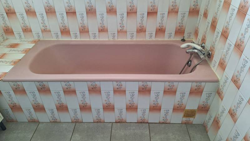 Ouverture de baignoire SOLUTION 2 avec accessoires médicalisés à Six-fours les plages 83140