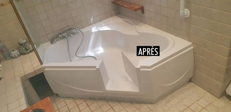 Ouverture de baignoire avec portillon en région PACA.