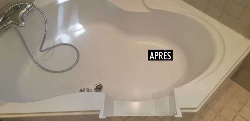 Ouverture de baignoire avec portillon en région PACA.