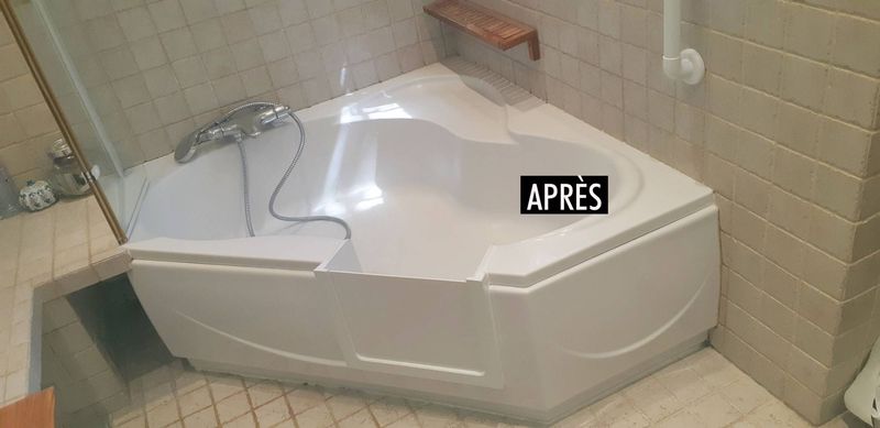 Ouverture de baignoire avec portillon en région PACA.