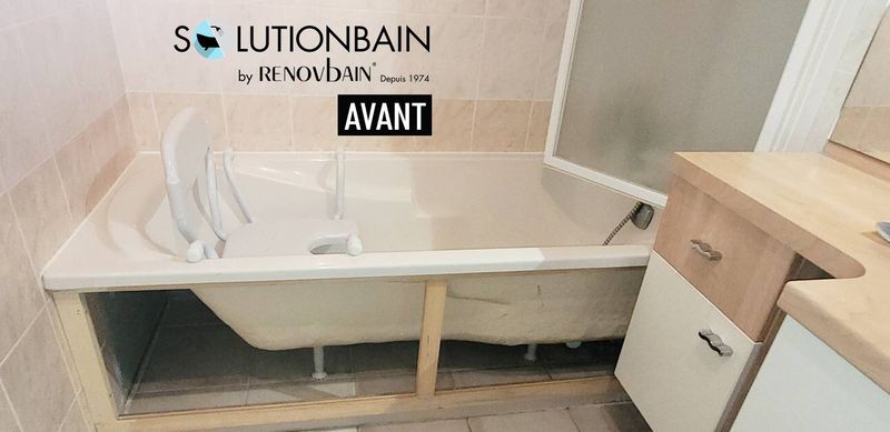 ouverture-de-baignoire-avec-portillon-anti-eclaboussure
