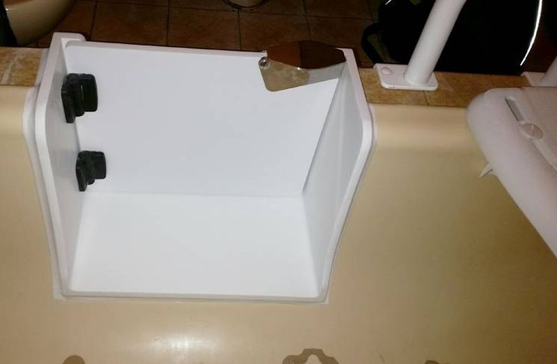 Pose d'une porte étanche.