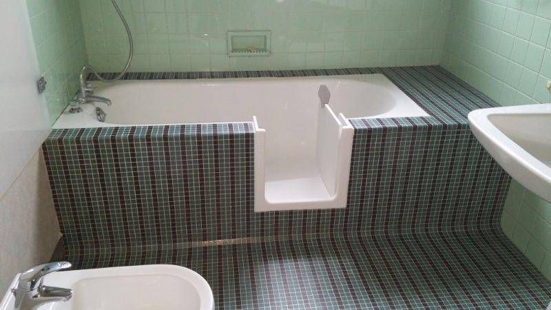 Ouverture de votre baignoire avec porte étanche  !