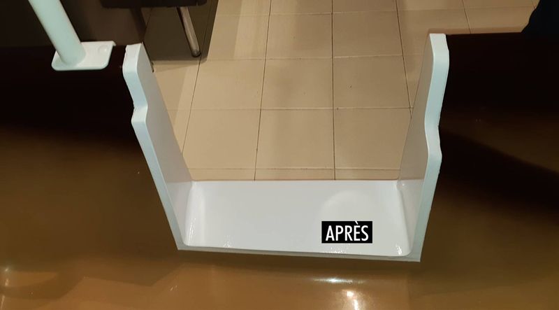 Faciliter l'accès à sa baignoire grâce à une ouverture.